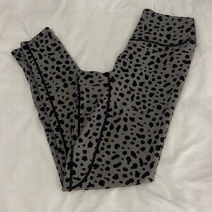 Vitality snow leopard leggings